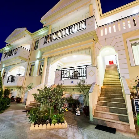 Mandani Apartment
