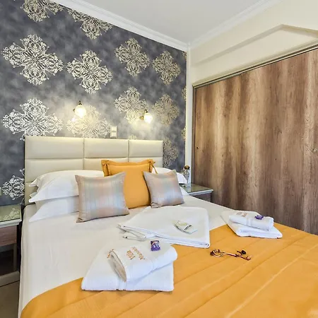 Mandani Apartment