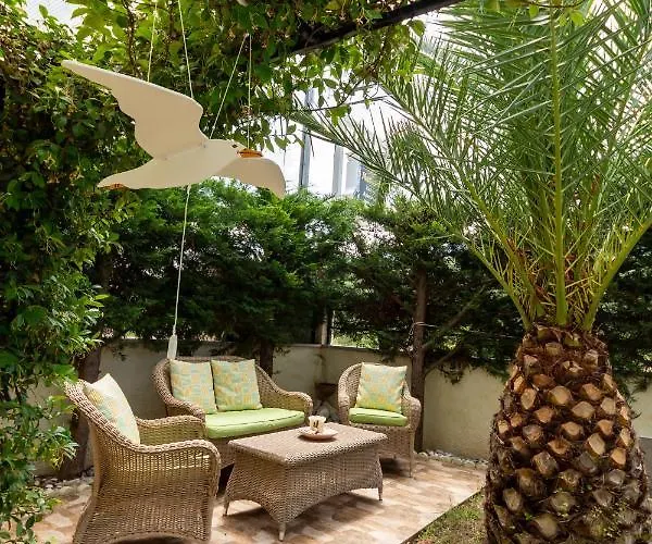 アパート Mandani タソス