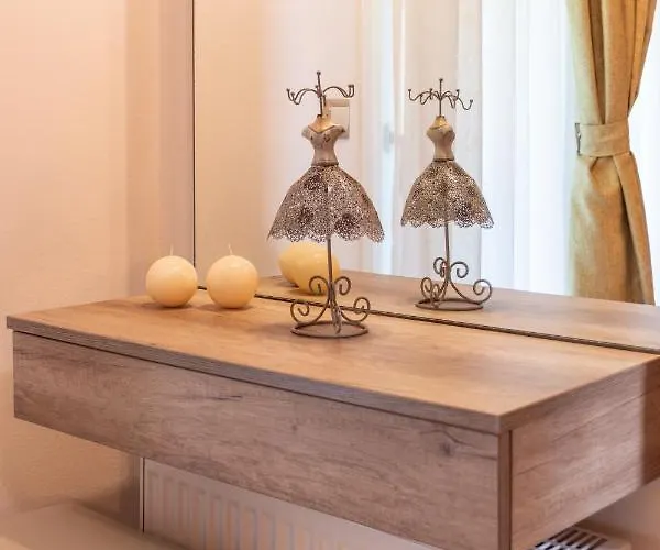 アパート Mandani *