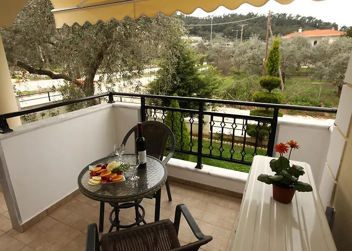 アパート Mandani